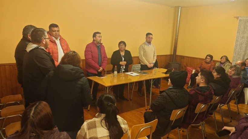 Municipio fortalece colaboración con Junta de Vecinos Volcán Calbuco en Alerce