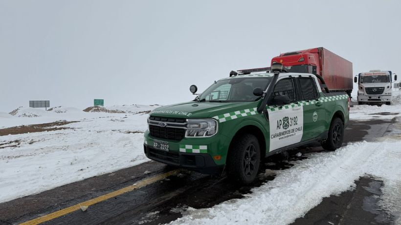 Continúan avanzando las labores de rescate de personas atrapadas por nevadas en zona cordillerana de Antofagasta