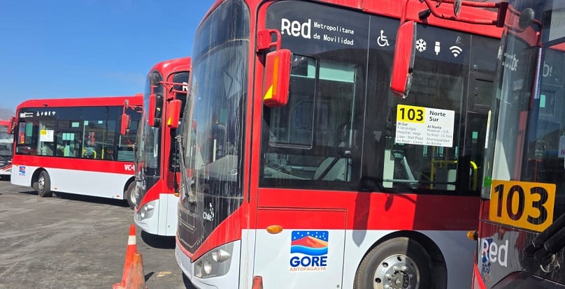 Otros 12 buses eléctricos inician operaciones en el transporte público de Antofagasta