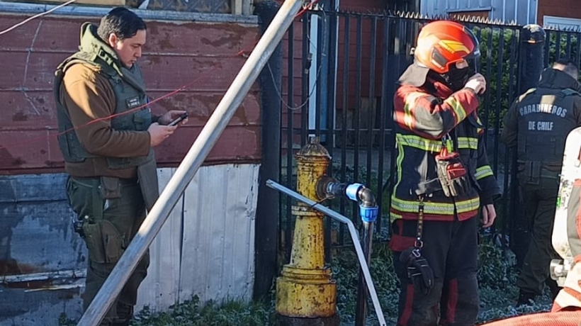 Grifo tomado en Alerce Norte complicó labores de extinción de un incendio