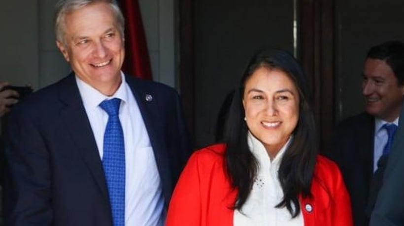 Francesca Muñoz baja su candidatura y anunció su apoyo a José Antonio Kast
