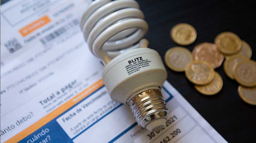 Denuncian que cambio de medidores eléctricos provocó alza en cuentas de vecinos de Viña