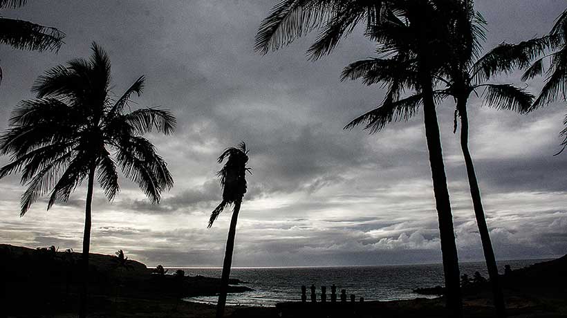 Rachas de hasta 60 km/h: DMC emite aviso por viento “normal a moderado” en Rapa Nui