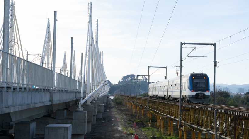 EFE Sur adelanta plan por cierre de antiguo puente ferroviario y anuncia que nuevo viaducto entrará en operación el 21 de julio