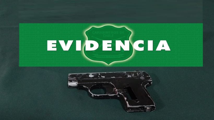 Sorprenden a hombre con pistola de plástico en la vía pública en Iquique