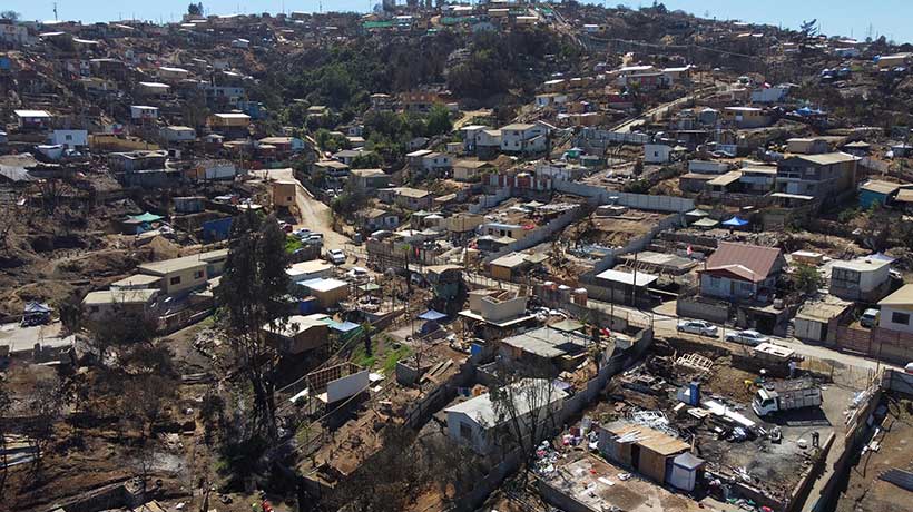 Serviu sale al paso por oferta descartada de viviendas “listas” para damnificados del megaicendio