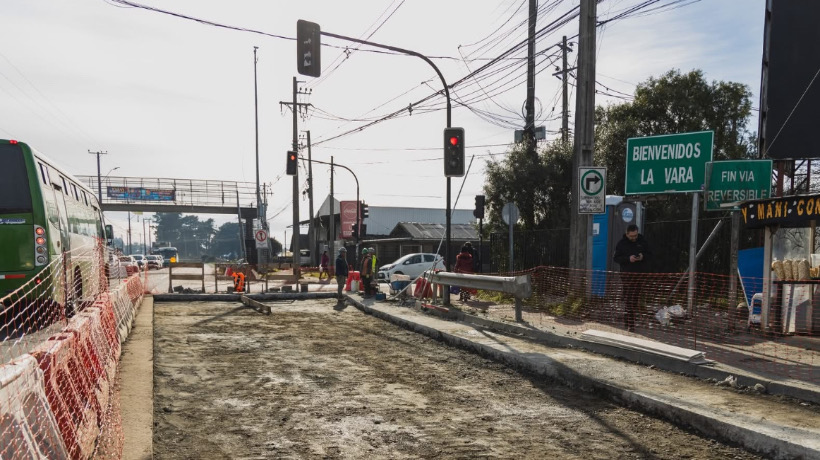 Esta semana iniciaron las obras de bacheo en La Vara en Puerto Montt
