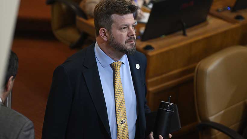 Diputados PC y AH denuncian ante Servel al PNL por dichos de Kaiser: “Es un peligro para la democracia”