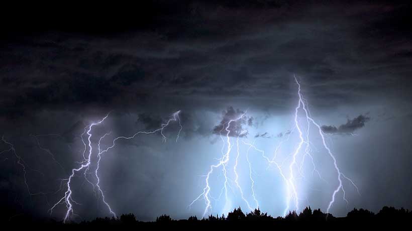 Tormentas eléctricas y vientos de hasta 70km/h: los avisos de la DMC para la Región de Valparaíso