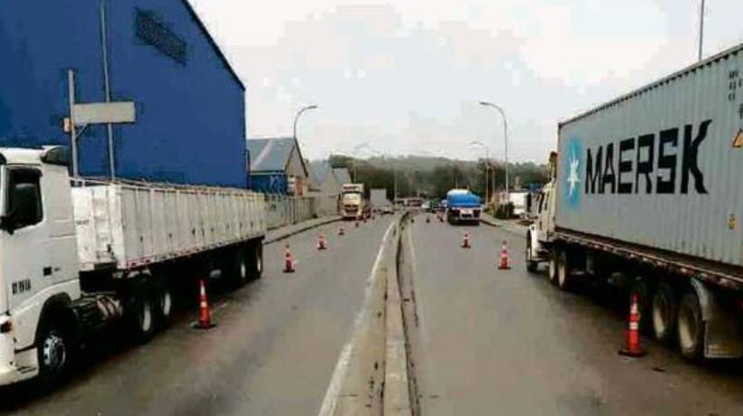 San Antonio: instalan radar y refuerzan señalización para mejorar seguridad vial en acceso al puerto