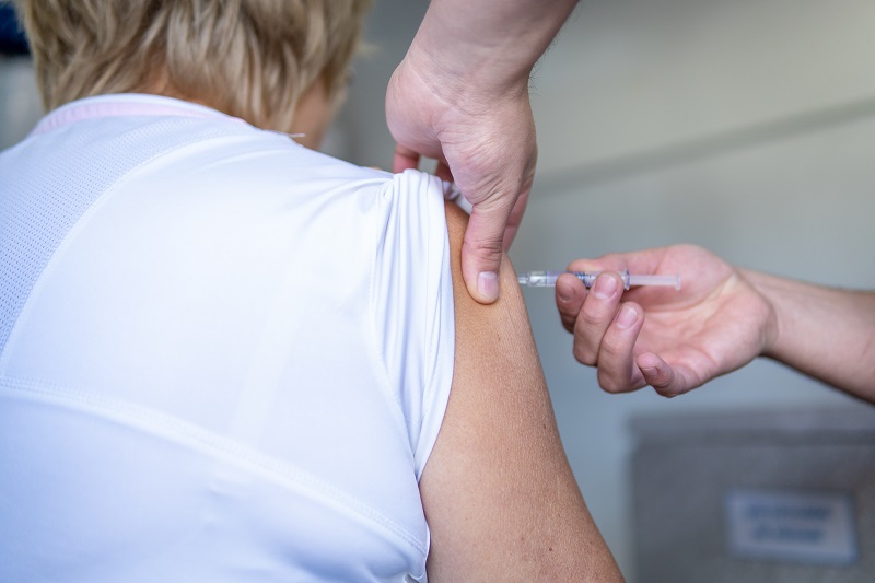Seremi de Salud pide aumentar las medidas de autocuidado ante la alta circulación viral en Los Ríos
