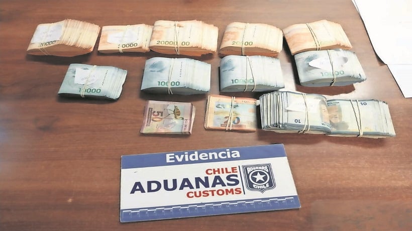 En Chungará incautan más de 55 millones de pesos no declarados a conductores en dos procedimientos