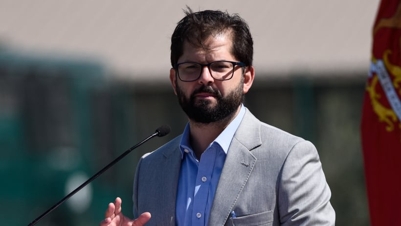 Boric aterrizó en Brasil para participar en foro de los BRICS