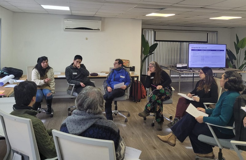Investigadores debatieron en Valdivia cómo mejorar sus condiciones laborales en diálogo participativo organizado por MinCiencia