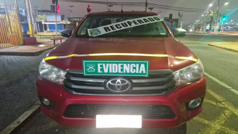 Robo de camioneta en Iquique termina con detención de conductor en Alto Hospicio Robo de camioneta en Iquique termina con detención de conductor en Alto Hospicio