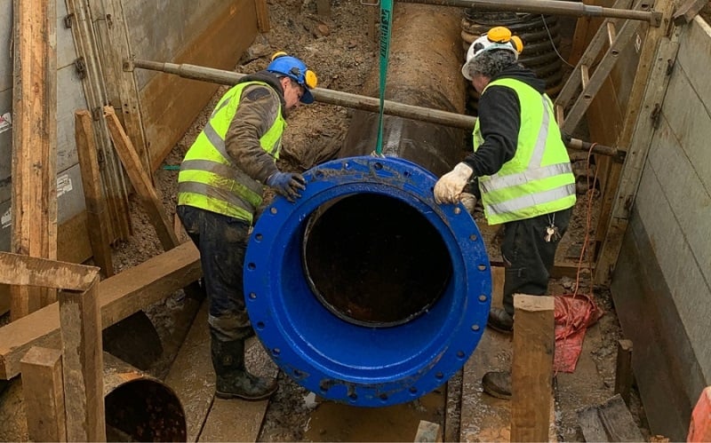 Aguas Décima invertirá $2 mil millones para renovar redes de agua potable y alcantarillado en 2025 Aguas Décima invertirá $2 mil millones para renovar redes de agua potable y alcantarillado en 2025