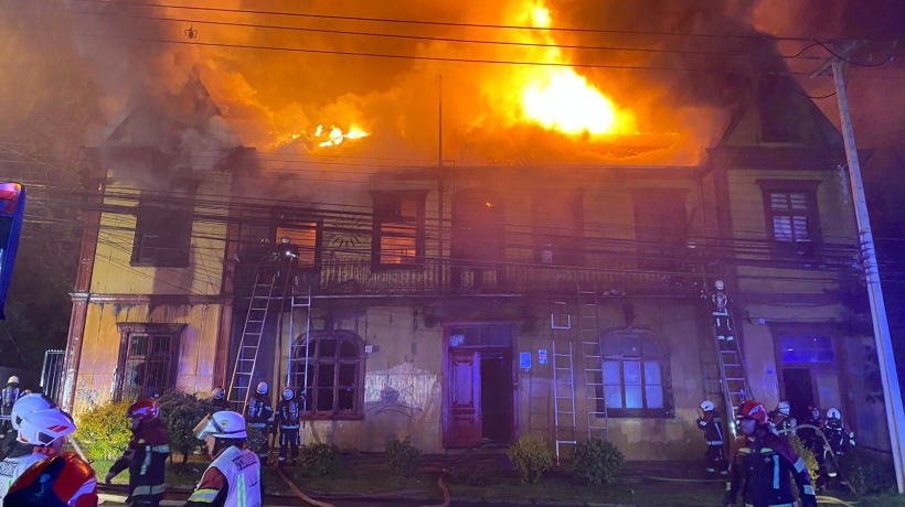 Mantienen en prisión a imputado por incendio de la Casa Binder en Puerto Montt Mantienen en prisión a imputado por incendio de la Casa Binder en Puerto Montt