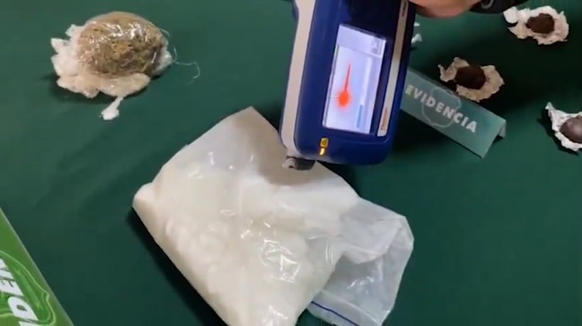 Carabineros incauta por primera vez metanfetamina cristalizada en operativos en La Araucanía Carabineros incauta por primera vez metanfetamina cristalizada en operativos en La Araucanía