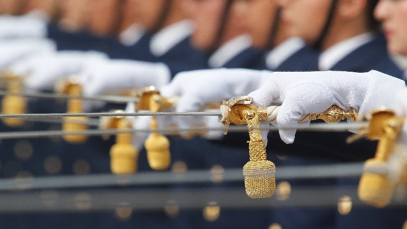 Fiscalía informó que la FACh rechazó entregar antecedentes de funcionarios detenidos por trasladar droga Fiscalía informó que la FACh rechazó entregar antecedentes de funcionarios detenidos por trasladar droga