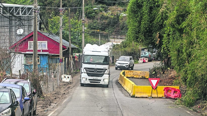 Armasur presentó propuesta para contención de la Ruta Chinquihue de Puerto Montt Armasur presentó propuesta para contención de la Ruta Chinquihue de Puerto Montt