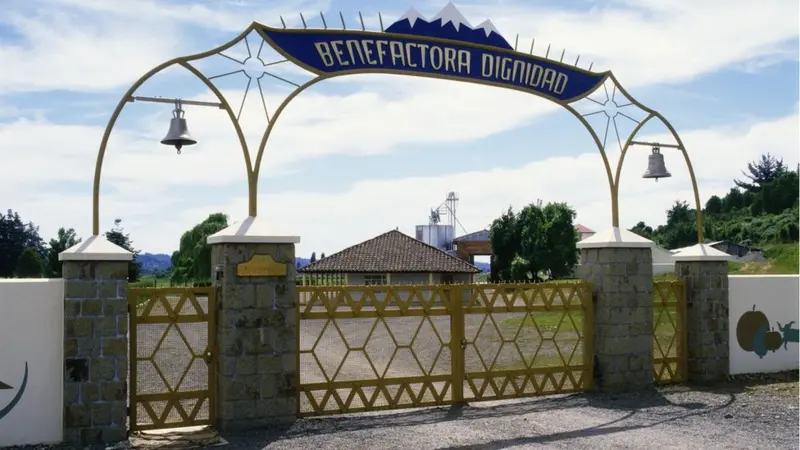 Gobierno firmó el decreto de expropiación de la ex Colonia Dignidad Gobierno firmó el decreto de expropiación de la ex Colonia Dignidad