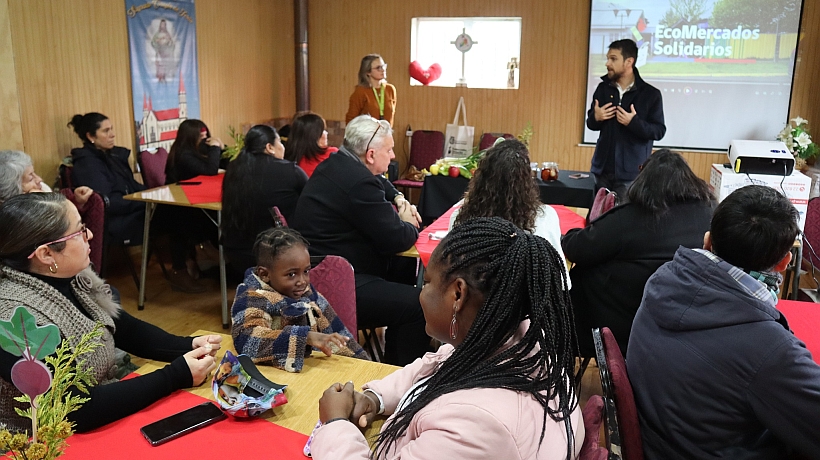 Ecomercado Solidario de Puerto Varas ha entregado 20 toneladas de alimentos en dos años Ecomercado Solidario de Puerto Varas ha entregado 20 toneladas de alimentos en dos años