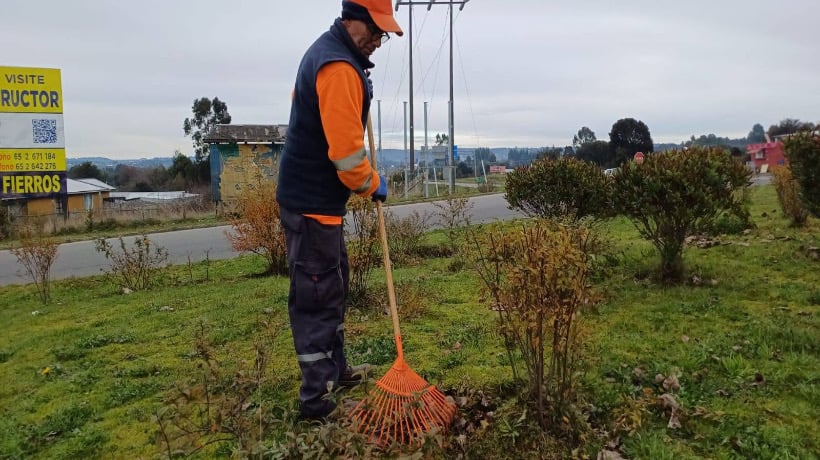 Municipio de Chonchi continúa trabajos de mantención preventiva de calles Municipio de Chonchi continúa trabajos de mantención preventiva de calles