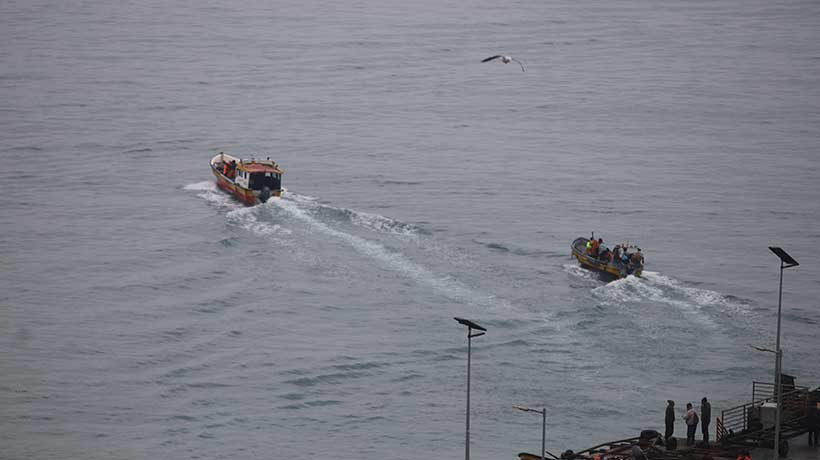 “Venían muy contentos”: el estado de los pescadores encontrados tras intenso operativo en Valparaíso “Venían muy contentos”: el estado de los pescadores encontrados tras intenso operativo en Valparaíso