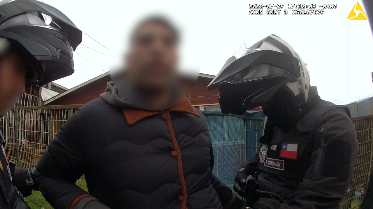 Persecución aérea y terrestre termina con recuperación de vehículo robado y tres detenidos en Temuco Persecución aérea y terrestre termina con recuperación de vehículo robado y tres detenidos en Temuco