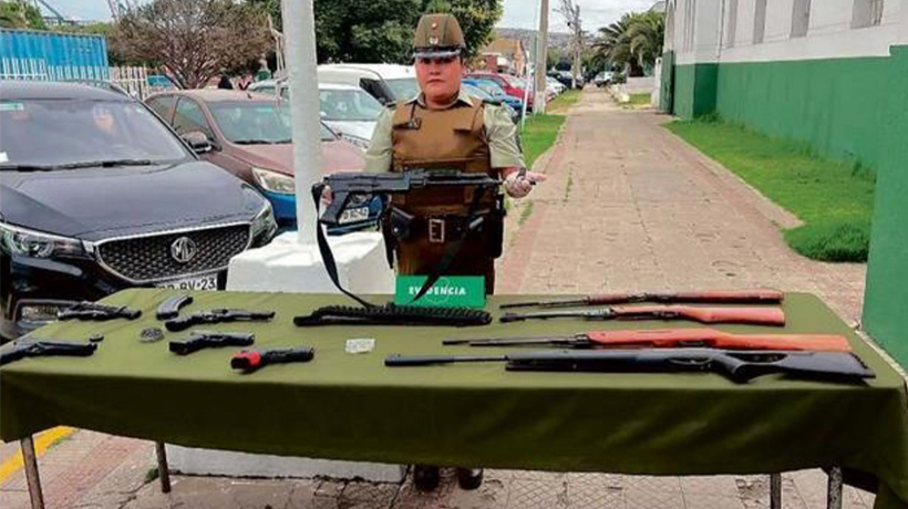 Carabineros hizo un llamado urgente a la ciudadanía a entregar armas ilegales Carabineros hizo un llamado urgente a la ciudadanía a entregar armas ilegales