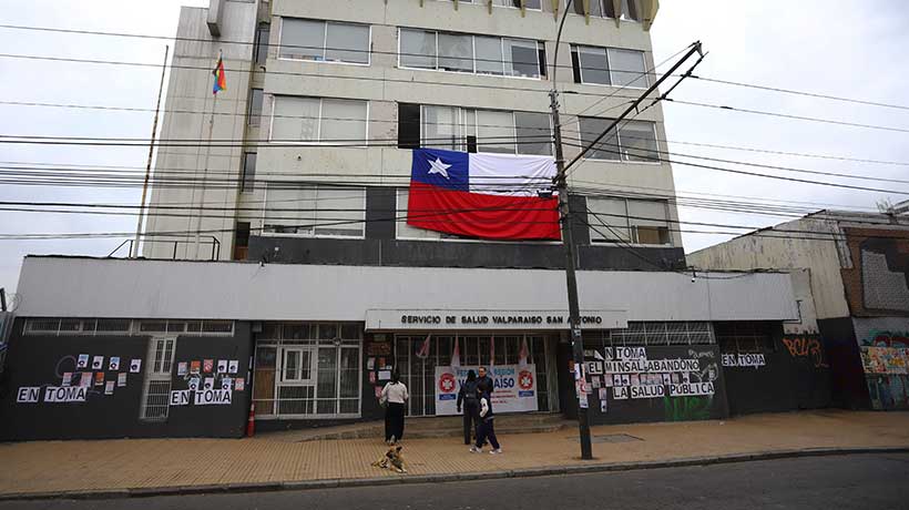 [FOTOS] Trabajadores se toman el Servicio de Salud Valparaíso-San Antonio ante serie de demandas