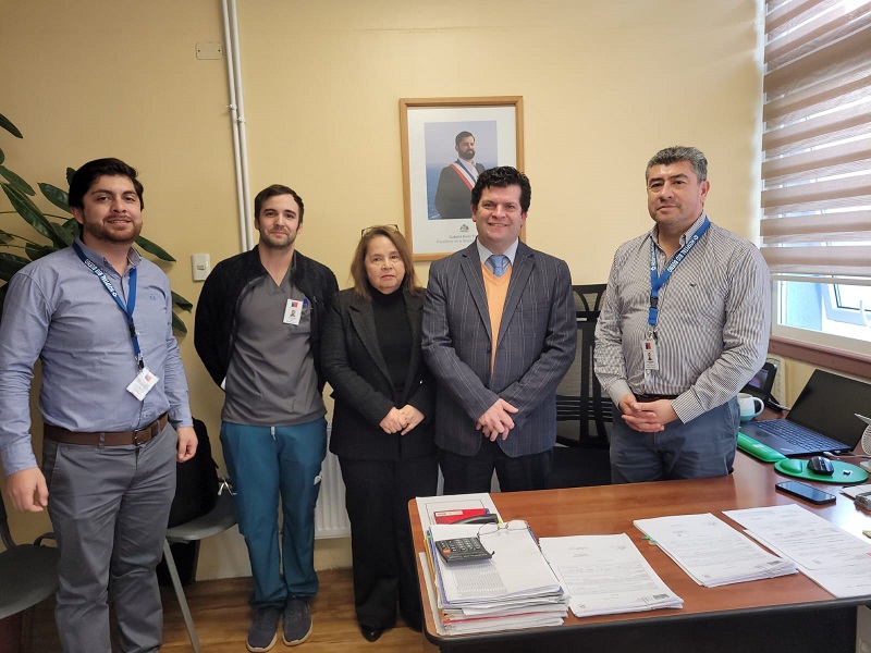Juez de Río Bueno se reúne con director del hospital y destaca el correcto cumplimiento de medidas de protección Juez de Río Bueno se reúne con director del hospital y destaca el correcto cumplimiento de medidas de protección