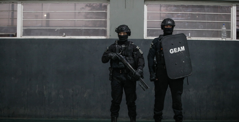Gendarme fue formalizado por golpear a interno en cárcel de Los Andes Gendarme fue formalizado por golpear a interno en cárcel de Los Andes