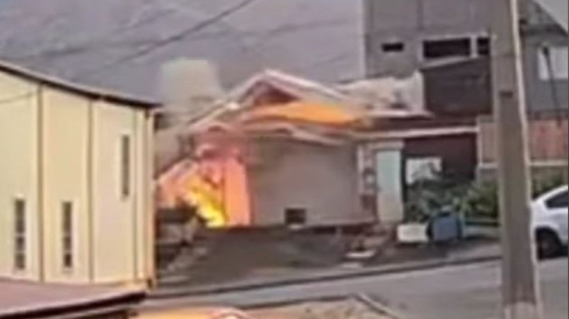 Persona quedó con heridas graves tras explosión en su casa por fuga de gas en Tocopilla Persona quedó con heridas graves tras explosión en su casa por fuga de gas en Tocopilla