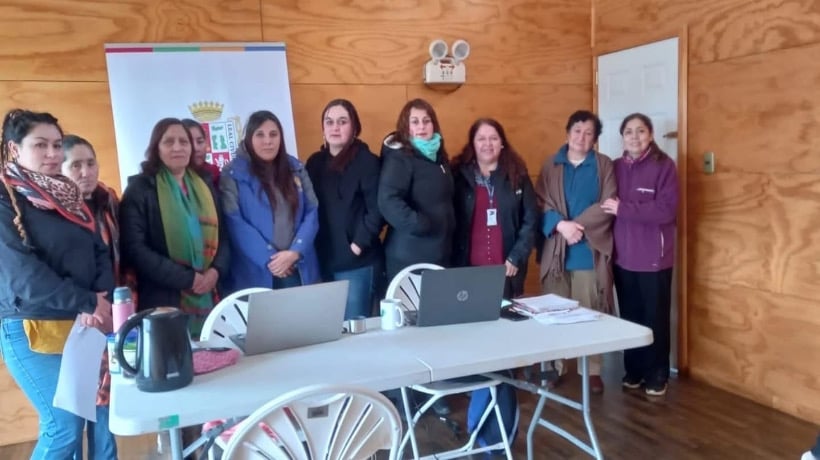 Castro realizó jornada de apoyo a emprendedoras en isla Quehui Castro realizó jornada de apoyo a emprendedoras en isla Quehui