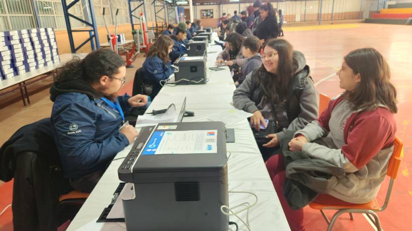 Se inició la entrega de Becas TIC en la región del Biobío: más de 11 mil estudiantes serán beneficiados Se inició la entrega de Becas TIC en la región del Biobío: más de 11 mil estudiantes serán beneficiados