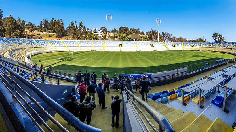 Otro club capitalino a Viña: Colo Colo pide jugar con Real Valladolid en el Sausalito Otro club capitalino a Viña: Colo Colo pide jugar con Real Valladolid en el Sausalito
