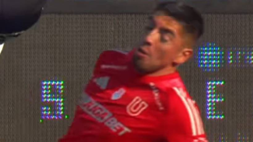 [VIDEO] El choque entre porteños que provocó el descuento de Colo-Colo en el Superclásico 197