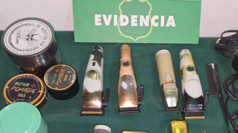 Carabineros detienen a ladrón tras robo en barbería del centro de San Antonio Carabineros detienen a ladrón tras robo en barbería del centro de San Antonio