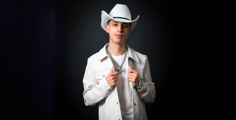J Matt, el joven que dejó el fútbol en EE.UU. y hoy lidera la revolución de la ranchera urbana en Chile J Matt, el joven que dejó el fútbol en EE.UU. y hoy lidera la revolución de la ranchera urbana en Chile