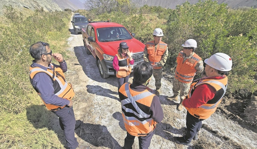 MOP inspeccionan vía alternativa por emergencia en Cuesta Chinchorro MOP inspeccionan vía alternativa por emergencia en Cuesta Chinchorro