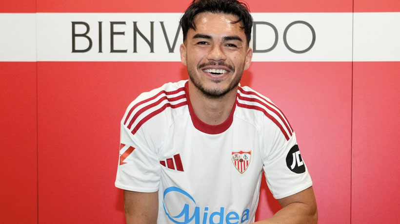 Gabriel Suazo se presentó en Sevilla: "Me tocó vivir en Colo Colo un momento similar" Gabriel Suazo se presentó en Sevilla: "Me tocó vivir en Colo Colo un momento similar"