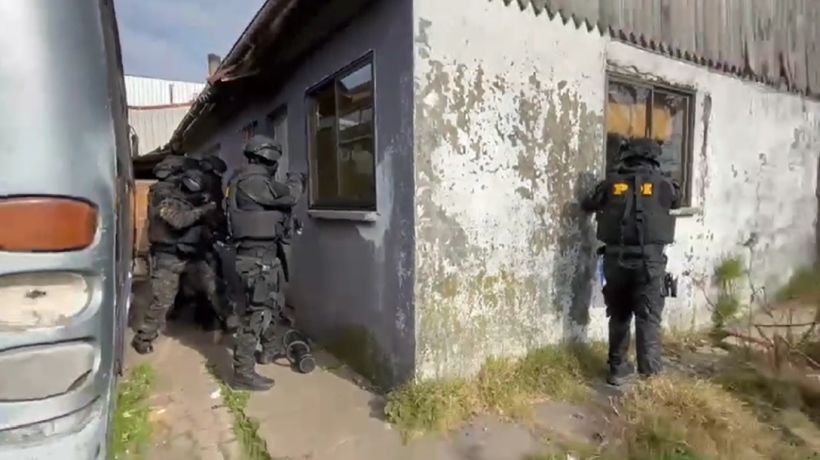 Detienen a tres personas acusadas de un secuestro en Concepción Detienen a tres personas acusadas de un secuestro en Concepción