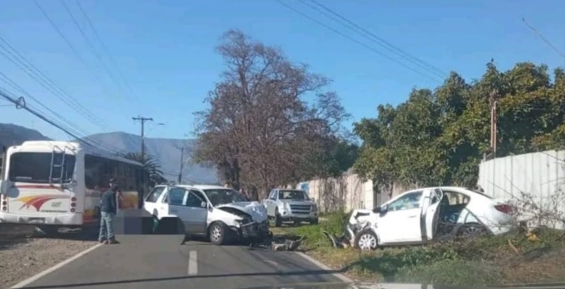 Seis personas resultaron heridas tras colisión frontal en Hijuelas