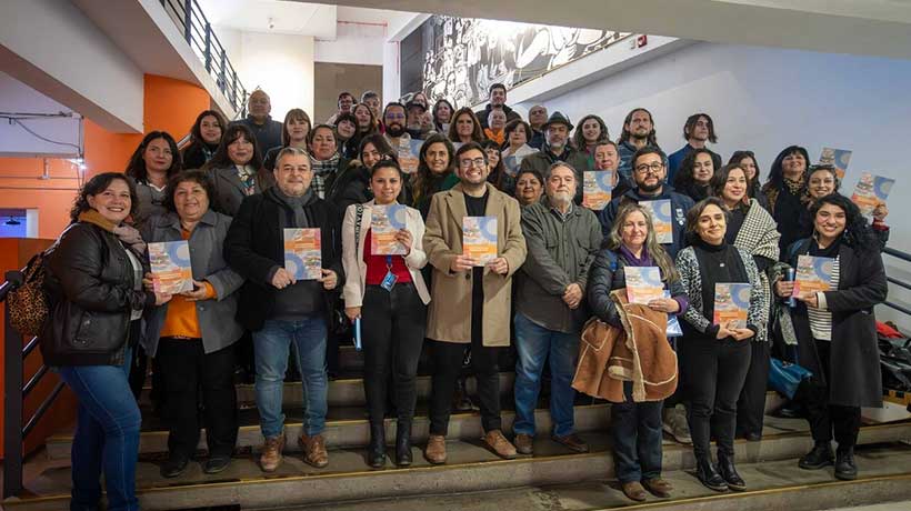 Presentan guía para el fomento de la artesanía en la Región de Valparaíso Presentan guía para el fomento de la artesanía en la Región de Valparaíso