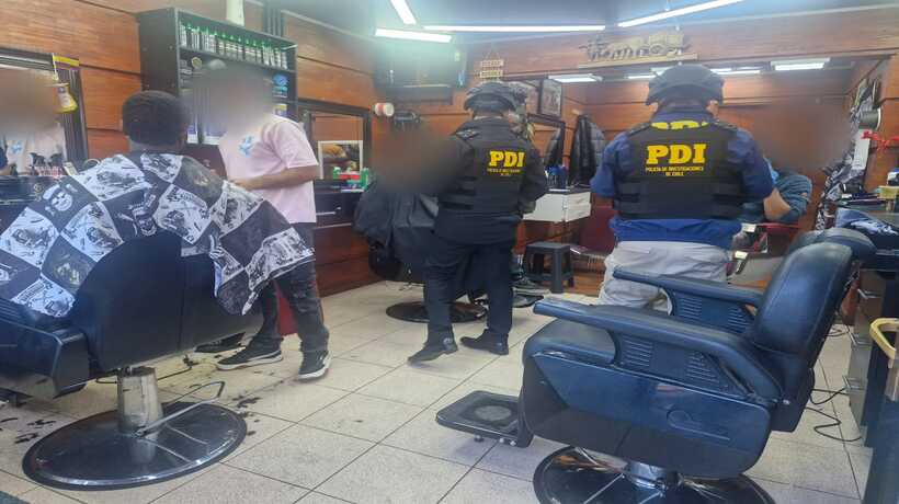Detectan a extranjeros con permanencia irregular tras fiscalizaciones en barberías de Temuco