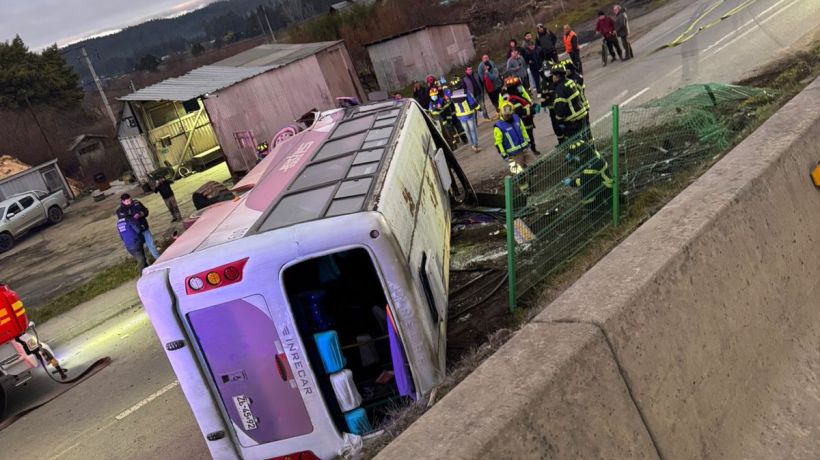Grave accidente en Arauco deja un fallecido y ocho heridos Grave accidente en Arauco deja un fallecido y ocho heridos