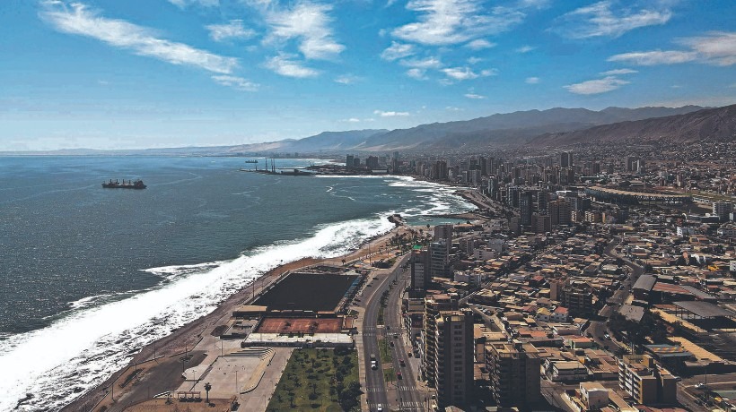 Por qué mineros no quieren vivir en Antofagasta ni Calama: estudio revela altos costos, contaminación y servicios deficientes entre críticas Por qué mineros no quieren vivir en Antofagasta ni Calama: estudio revela altos costos, contaminación y servicios deficientes entre críticas
