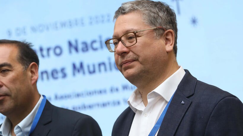 Alcalde Neira catalogó de “una falta de respeto” la no invitación a la Comisión de Educación de Diputados Alcalde Neira catalogó de “una falta de respeto” la no invitación a la Comisión de Educación de Diputados