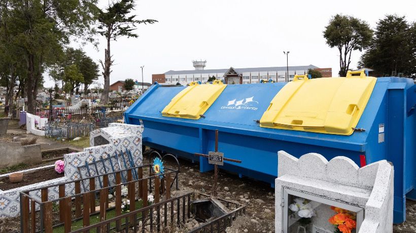 Municipalidad de Puerto Montt instaló tolva en cementerio de Sargento Silva Municipalidad de Puerto Montt instaló tolva en cementerio de Sargento Silva